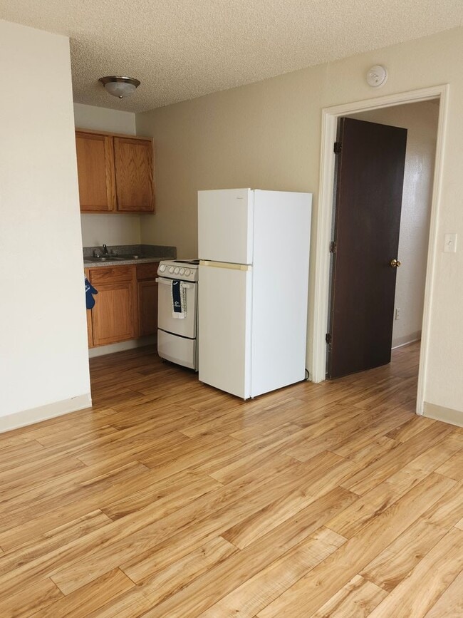 Interior Photo - Jerrie Street Apartments