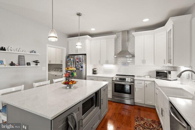 Foto del edificio - 13508 Tallyrand Way