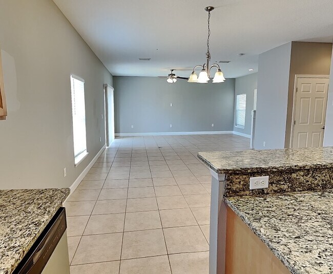 Building Photo - 1406 Salisbury Dr