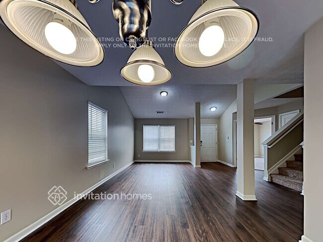 Building Photo - 1591 Water Lily Way SE