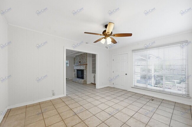 Building Photo - 9924 Coldwater Cir