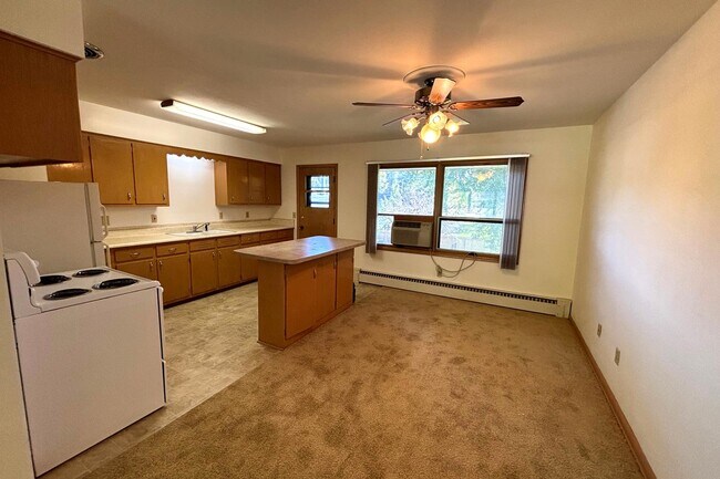Foto del edificio - 2409 Fremont Ave