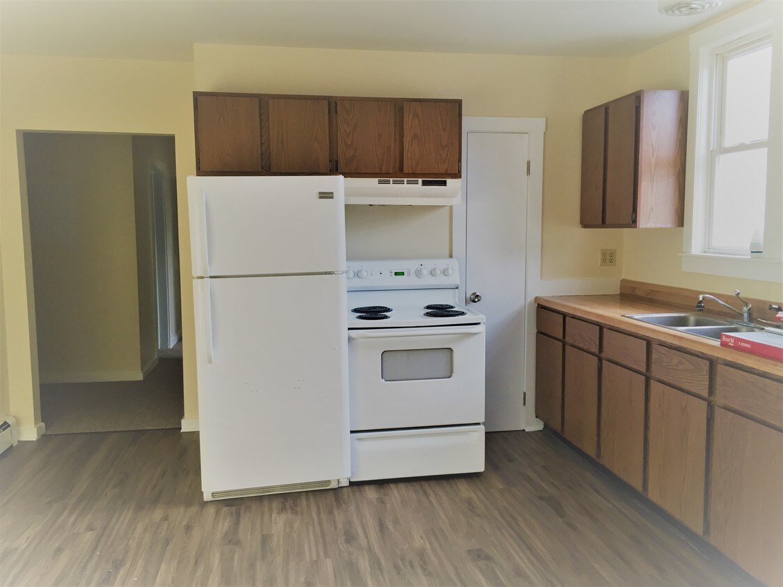 45 Cumberland St, Brunswick, ME 04011 Apartments in Brunswick, ME