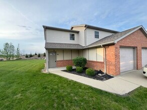 Building Photo - 121 Bruns Dr