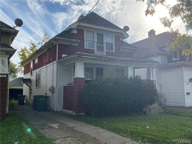Foto del edificio - 733 Lasalle Ave