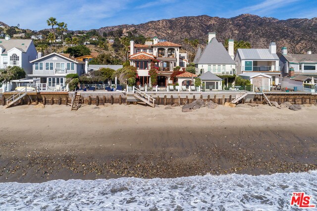 Foto del edificio - 23660 Malibu Colony Rd