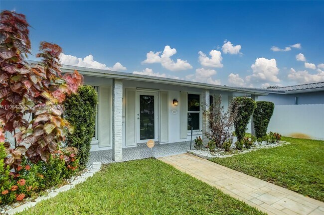 Foto del edificio - 4917 W Park Rd