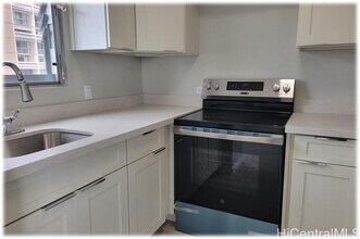 Building Photo - 509 University Ave