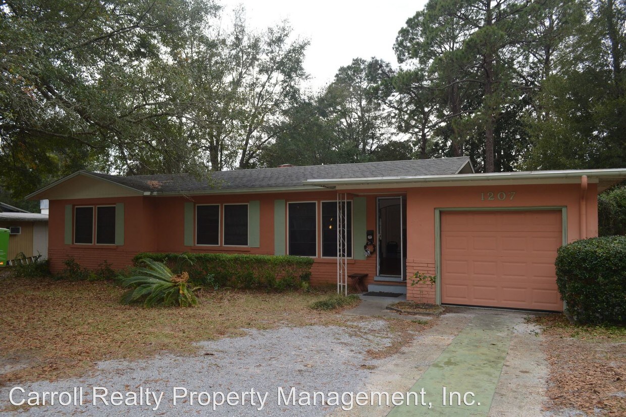 Primary Photo - 1207 Buena Vista Blvd