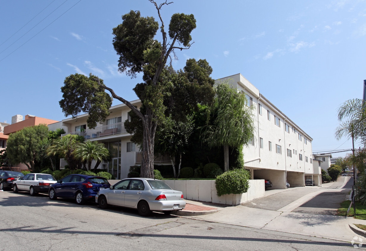 Primary Photo - 1280 Barry Ave
