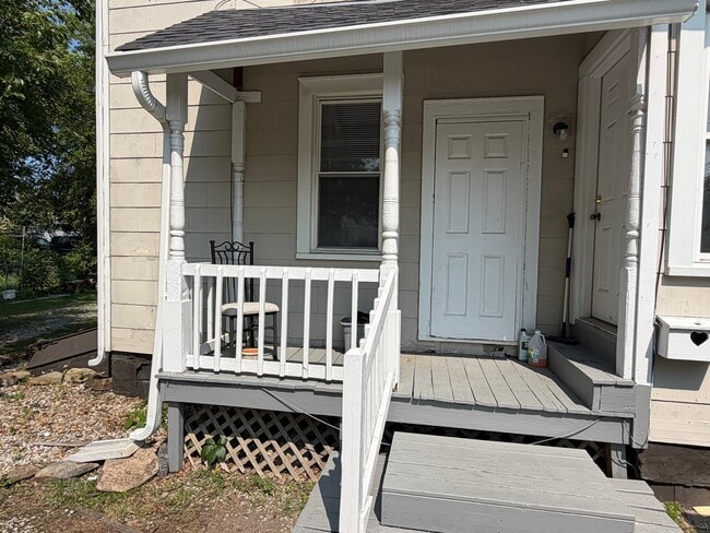 Photo - 37805 Vine St (Kirtland, OH) Apartment