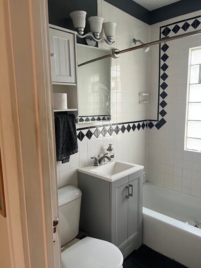 1622 Fillmore St NE, Minneapolis, MN 55413 House Rental in