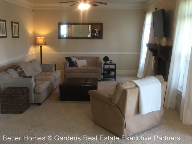 Foto del edificio - 4 br, 2.5 bath House - 3508 Monroe Court