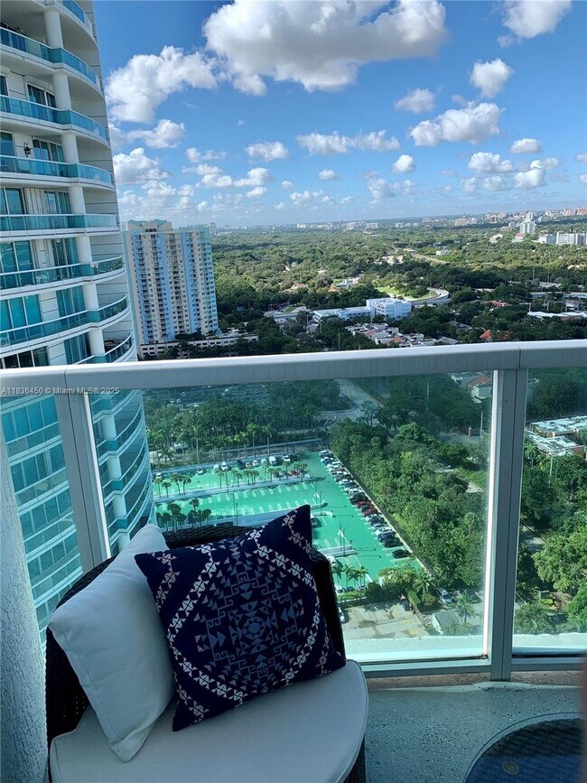 Foto del edificio - 2101 Brickell Ave
