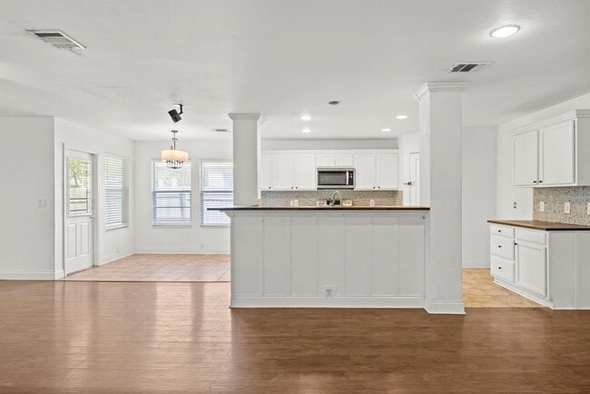 Foto del edificio - 789 Kingfisher Ln