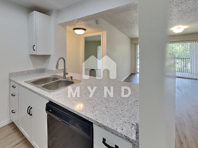 Foto del edificio - 4207 Winding Moss Trl #207