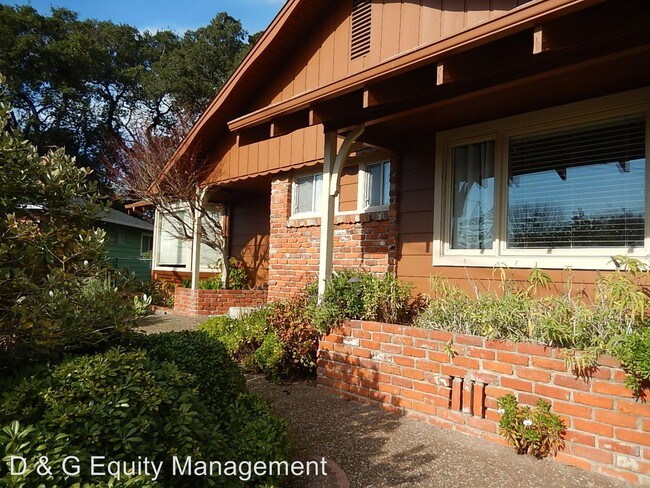 Foto del edificio - 530 Green Ct