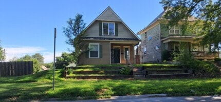 Building Photo - 3221 Mitchell Ave