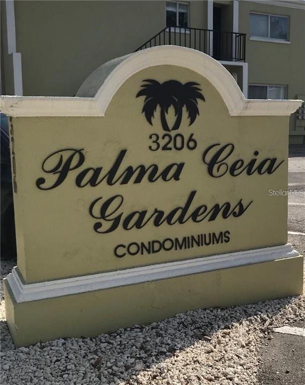 Building Photo - 3206 W Azeele St