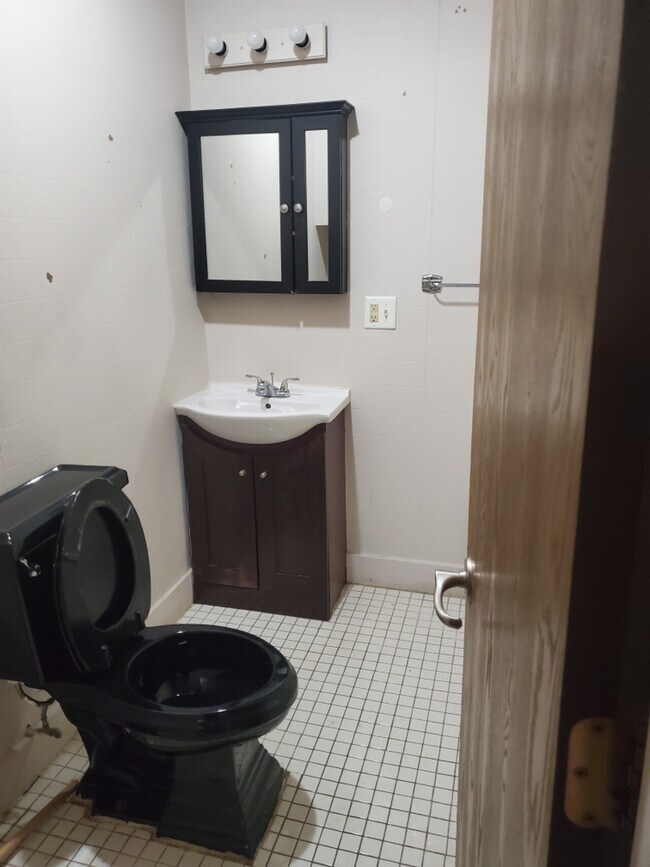 Foto del edificio - 1535 Bluff St