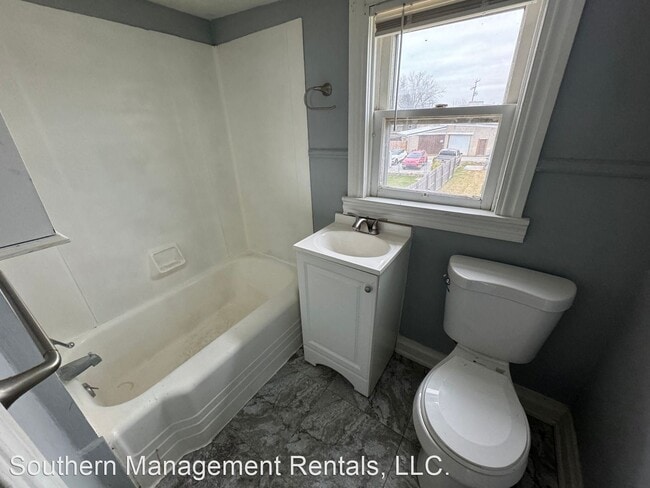 Building Photo - 2 br, 1 bath House - 30 McAllister St.