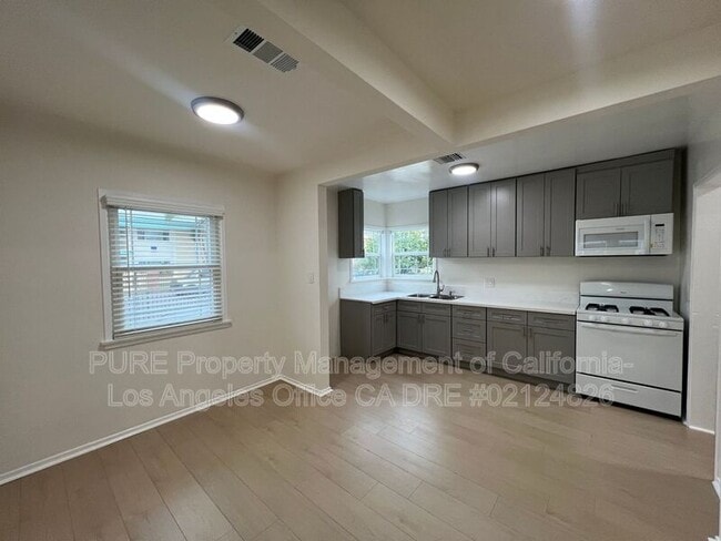 Photo - 10306 Buford Ave House