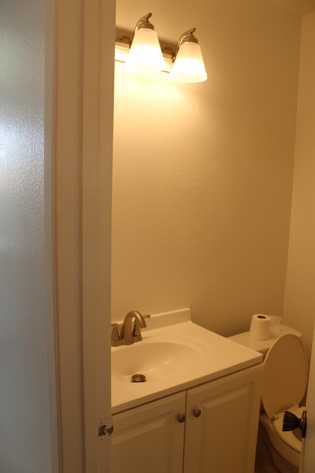 Small Bath - 1444 W 227th St