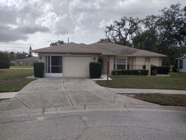 Building Photo - 2 bedroom 2 bathroom Large House for rent in Trinity 55 years and older community