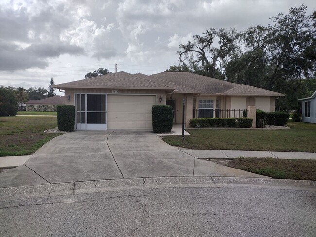 Foto del edificio - 2 bedroom 2 bathroom Large House for rent in Trinity 55 years and older community