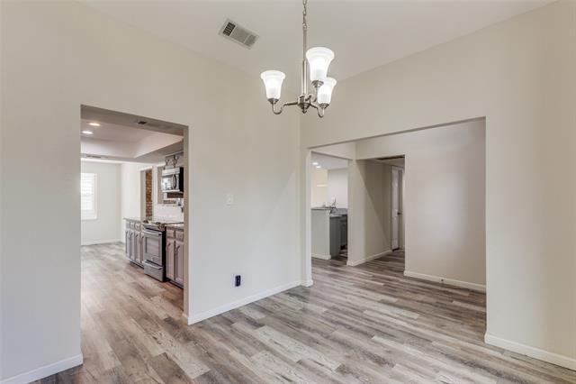 Building Photo - 2721 Edinboro Dr