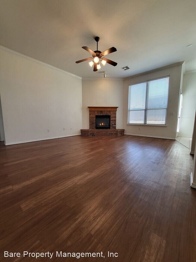 Foto del edificio - 4 br, 2 bath House - 524 Lone Oak Drive