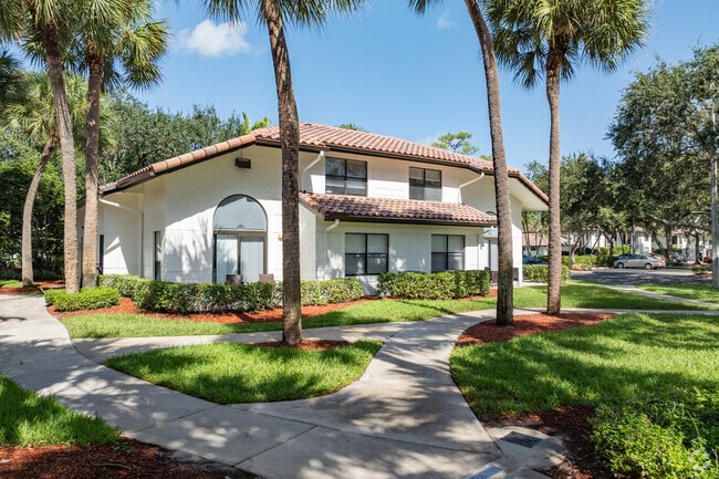 Building Photo - Gables Town Colony
