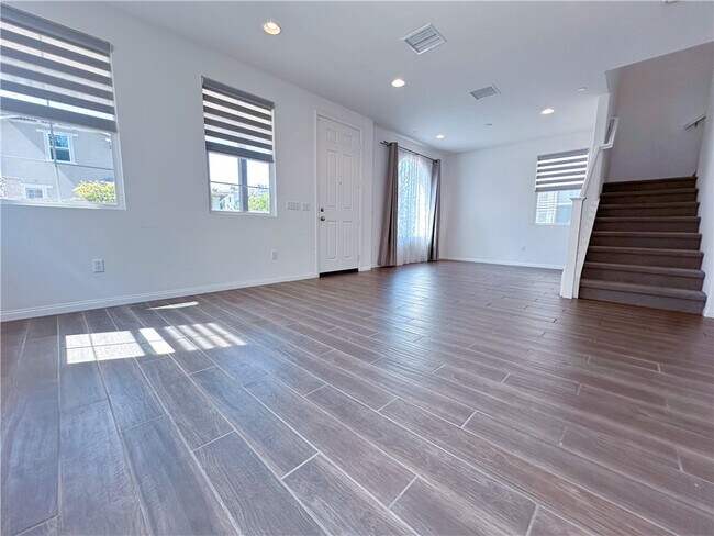 Foto del edificio - 2228 Zanuck Ct