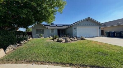 Building Photo - 1451 E Brea Ave