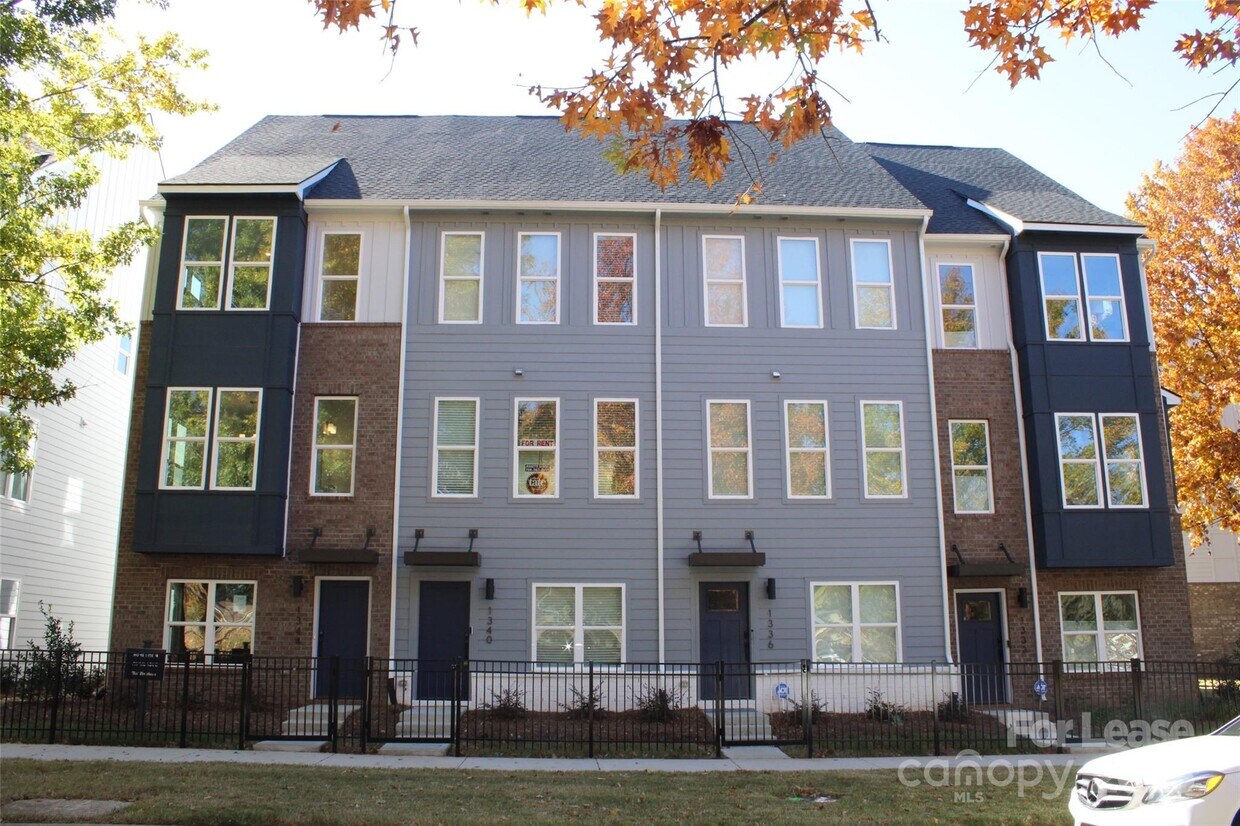 Foto principal - 1340 Hamilton St