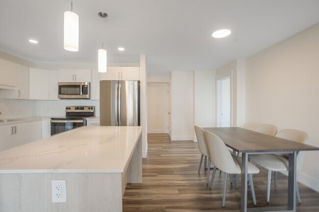 Photo du bâtiment - 7 Manhattan Dr