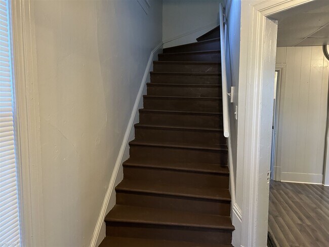 Foto del edificio - 3 br, 1 bath House - 513 Webb St