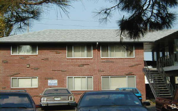 Foto del edificio - Court Apartments