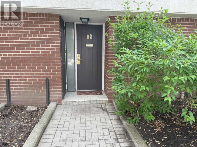 Photo du bâtiment - 390-390 Woodsworth Rd