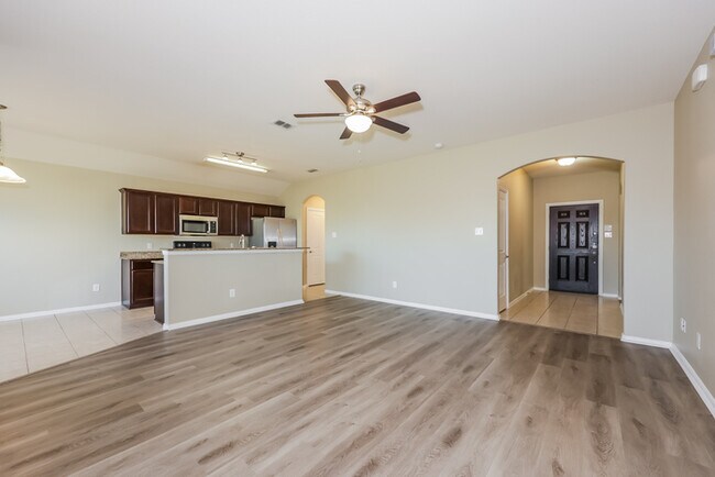 Foto del edificio - Inviting 3-Bedroom