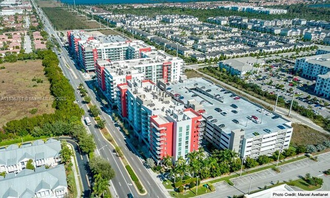 Foto del edificio - 7825 NW 107th Ave