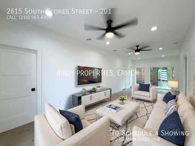 Building Photo - 2615 S Flores St