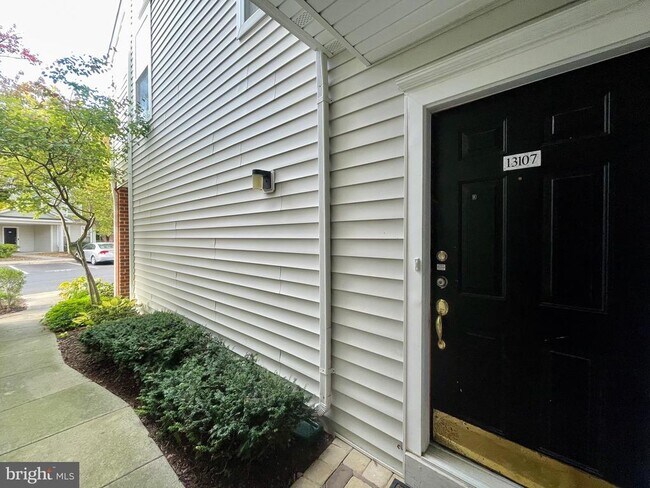 Foto del edificio - 13107 Marcey Creek Rd
