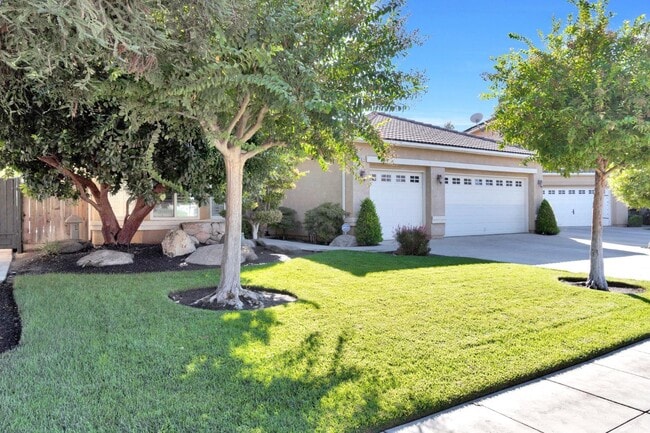 Building Photo - 2157 S Eddy Ave