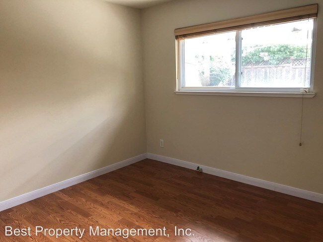 Building Photo - 3 br, 2 bath House - 388 Mayten Way