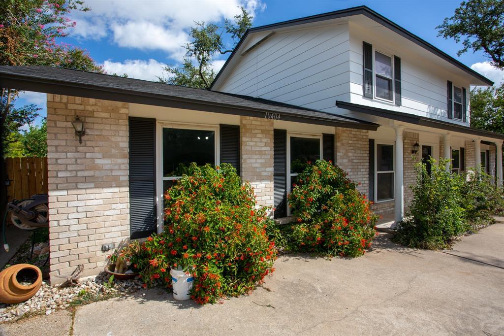 Foto principal - 10404 Doering Ln