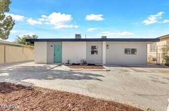 Building Photo - 8827 Mt Elbert Dr