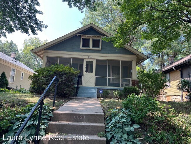 Foto del edificio - 3 br, 1 bath House - 6030 Kenwood Avenue