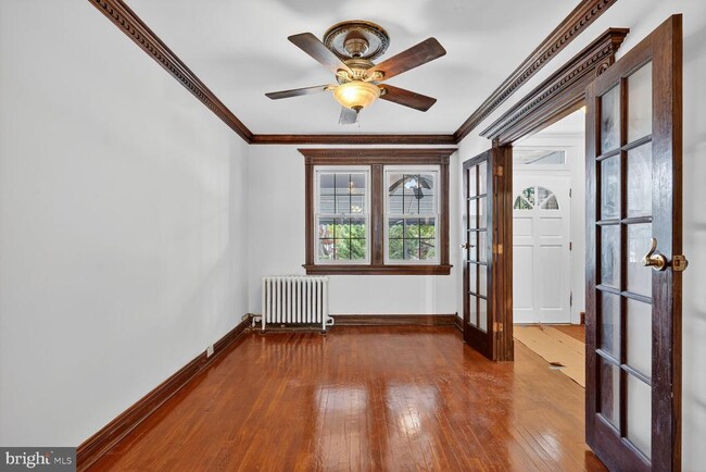 Building Photo - 2731 4th St NE