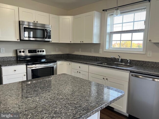 Foto del edificio - 189 Neptune Wy